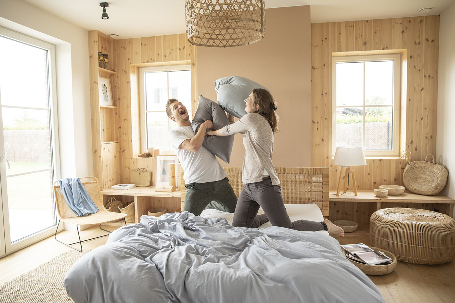 Quel plaisir de faire une bataille d'oreiller sur un lit Ilobed !