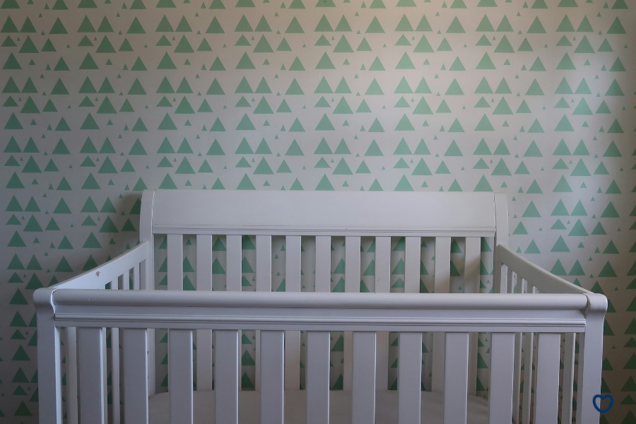 Matelas pour bébé : les règles de sécurité à respecter